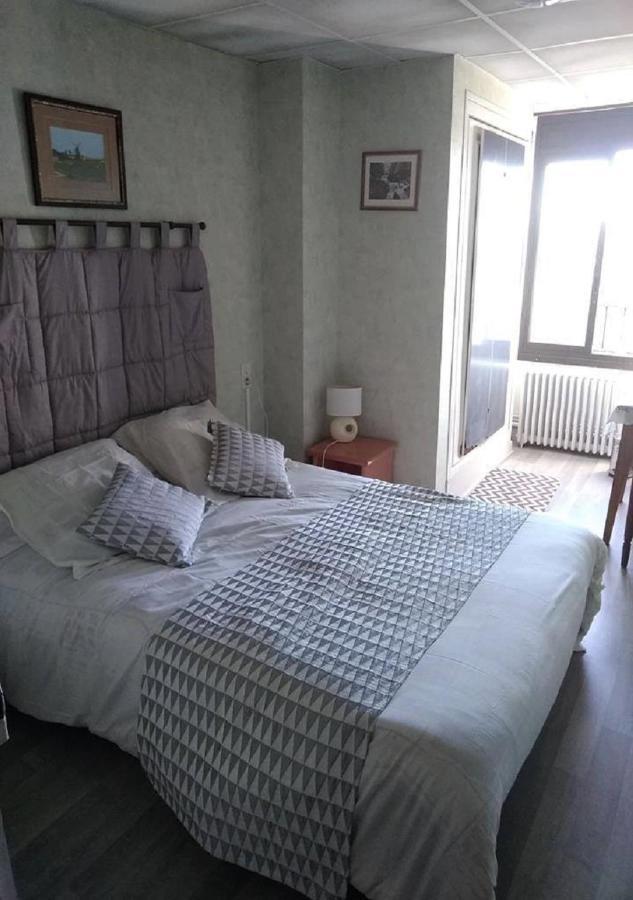 Hotel Moderne Prades-d'Aubrac 外观 照片